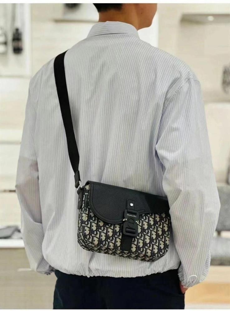 Dior bag