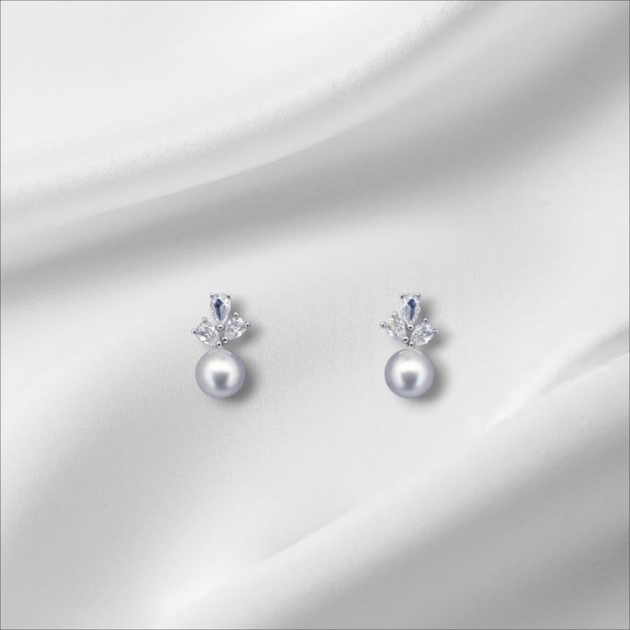 أقراط اللؤلؤ