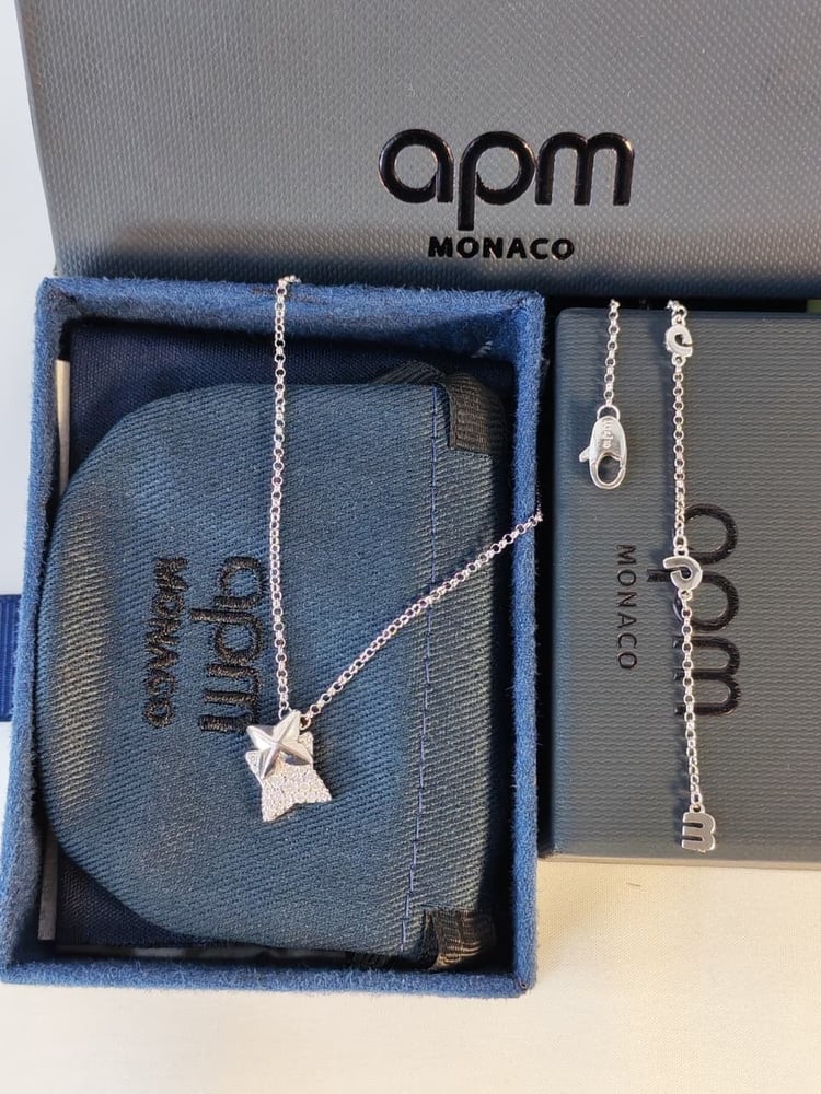 APM necklace