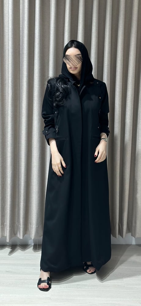 عبايه أثار