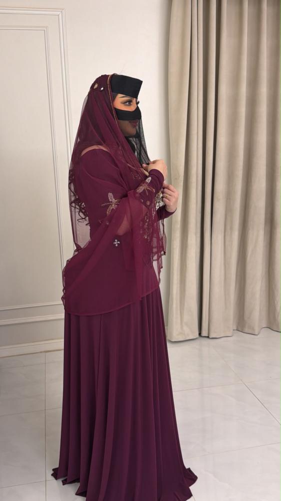فستان كلوش شك مع طرحه