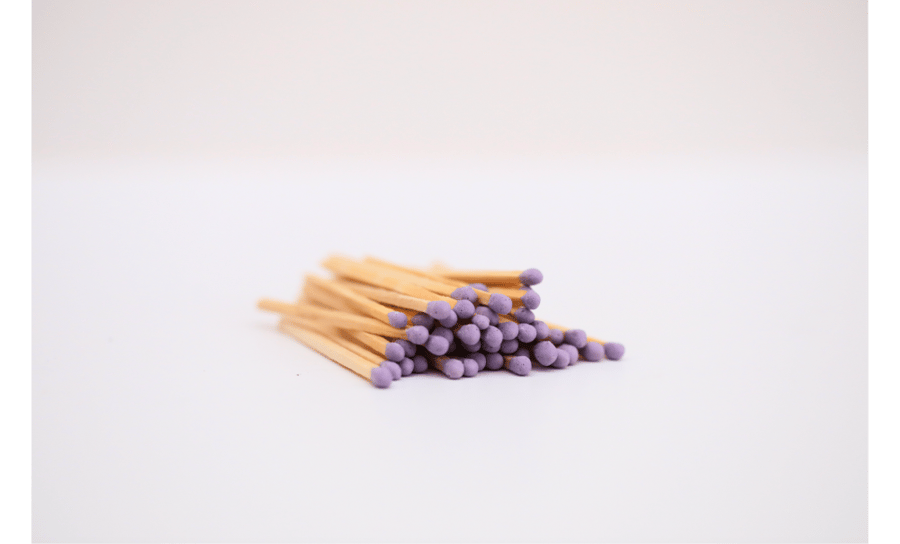 أعواد كبريت - Colored Matches