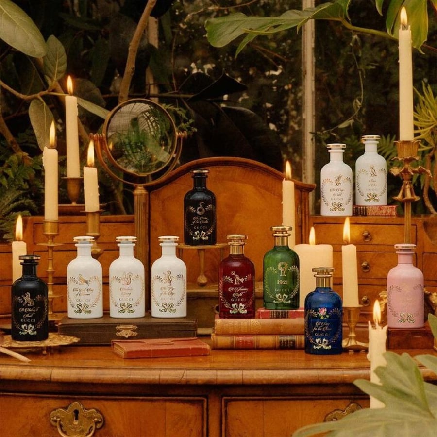 عطر قوتشي اجلومينج نايت او دو برفيوم 100 مل