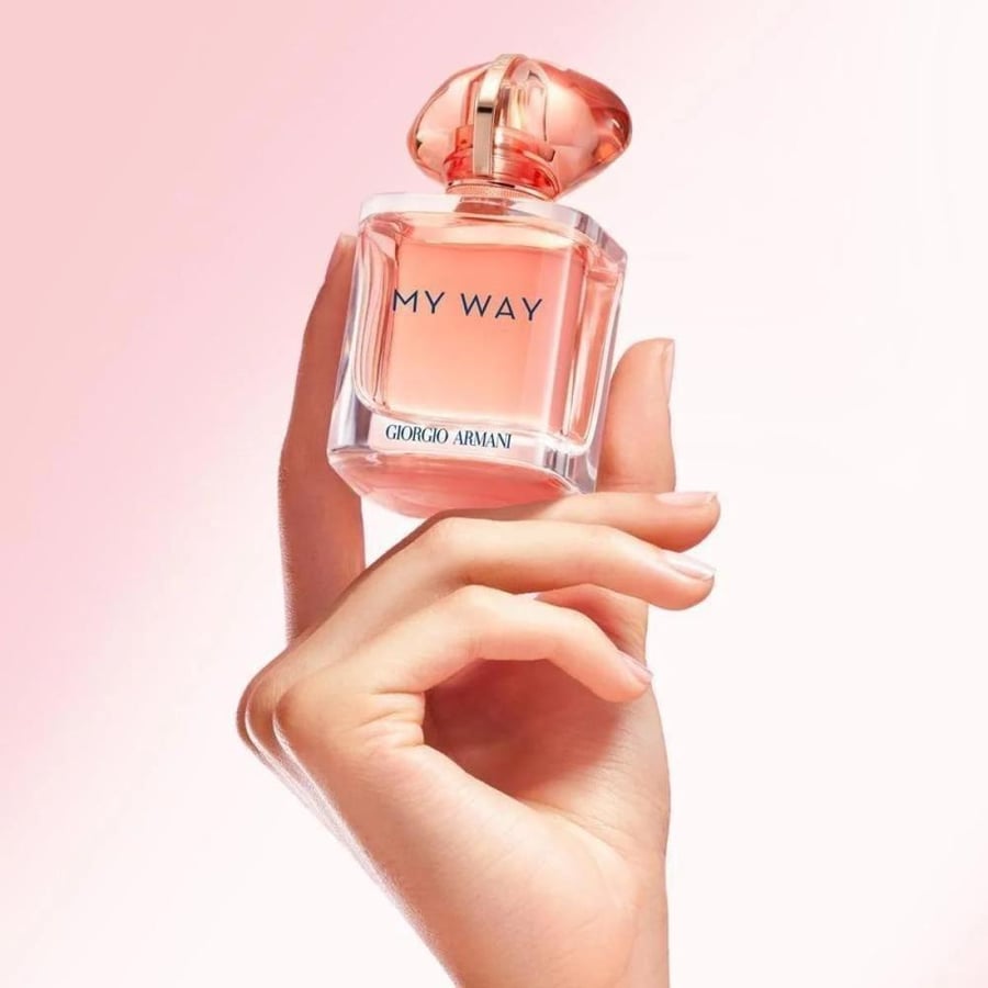 عطر ماي واي
