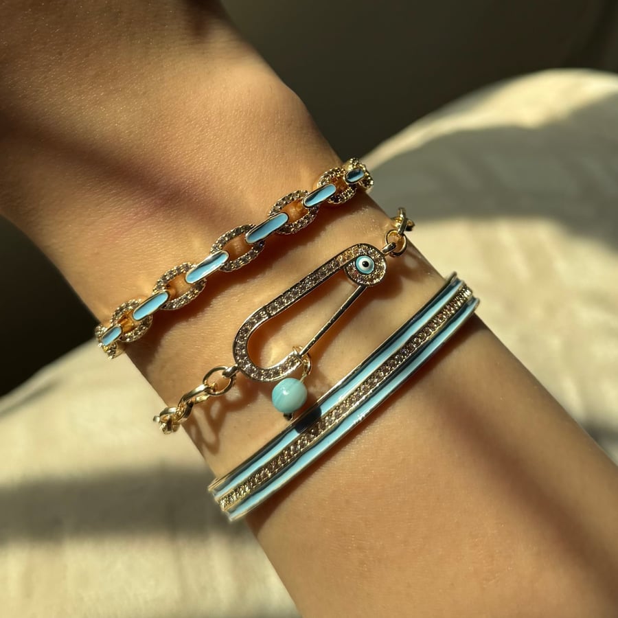 Blue set
