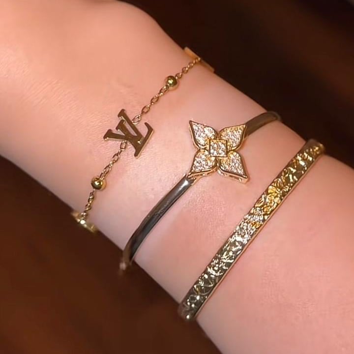 Gold set