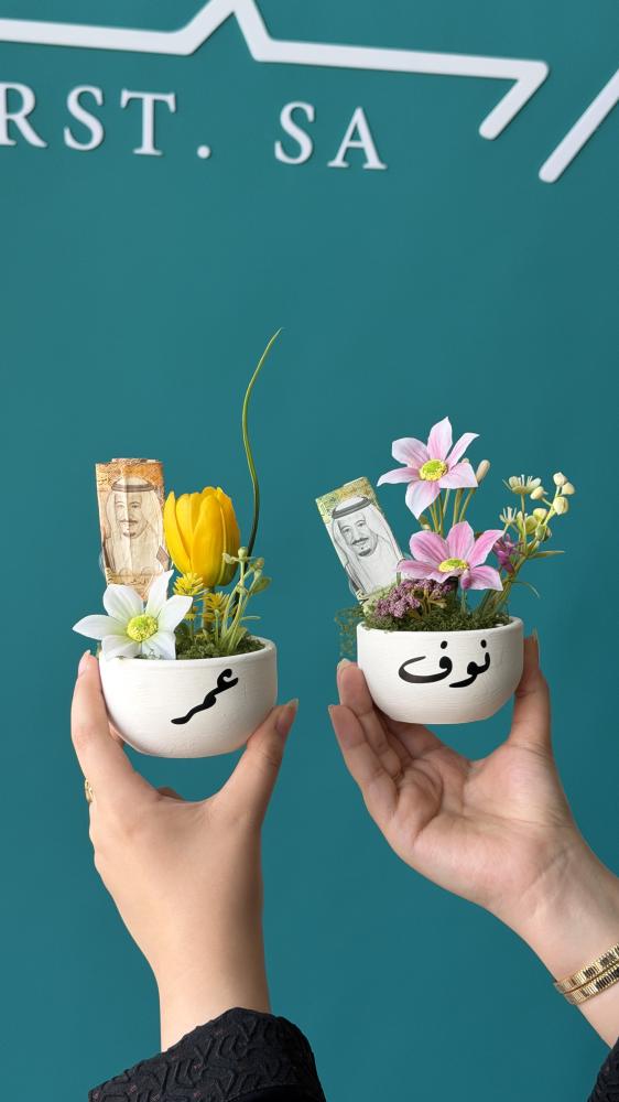 عيدية فاخرة ورد صناعي