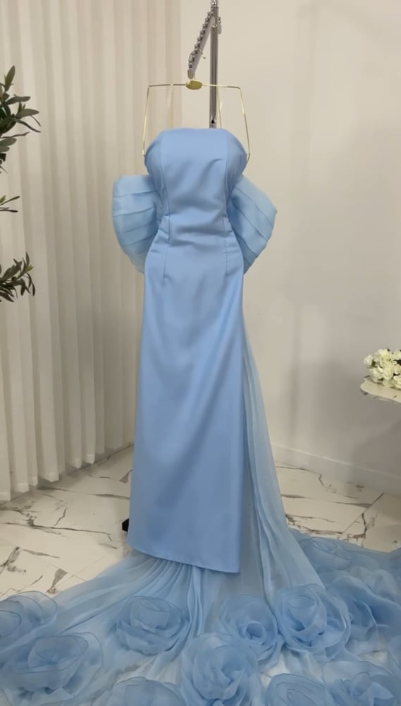 فستان ياسمينا