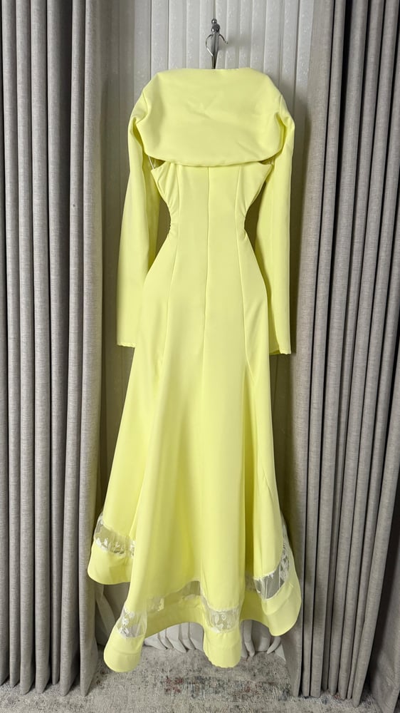 Yellow dress, flared, two pieces