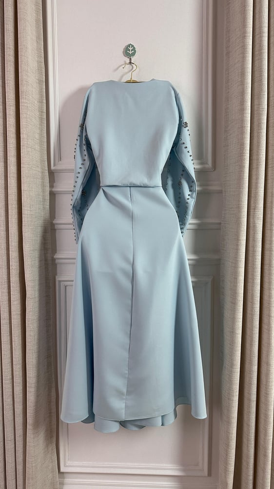 The fragrance dress