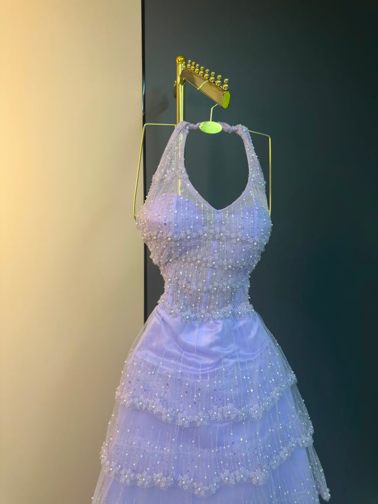 فستان ميلاس موف فاتح