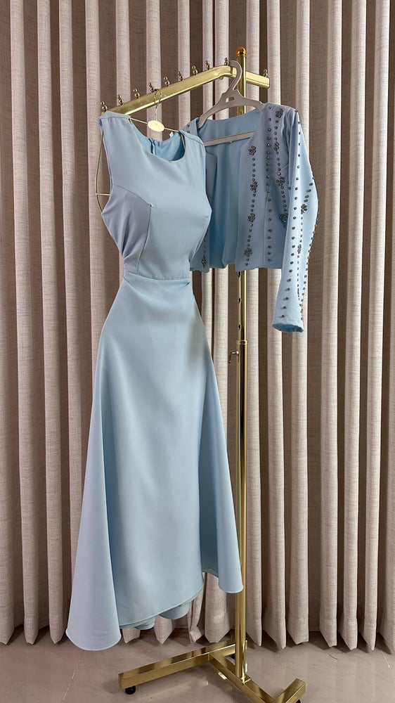 The fragrance dress