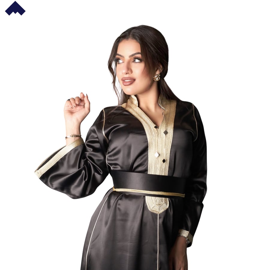 Satin Belted Grace – بني فاخر بتطريز ذهبي، قفطان مغربي نسائي فاخر من تريندز