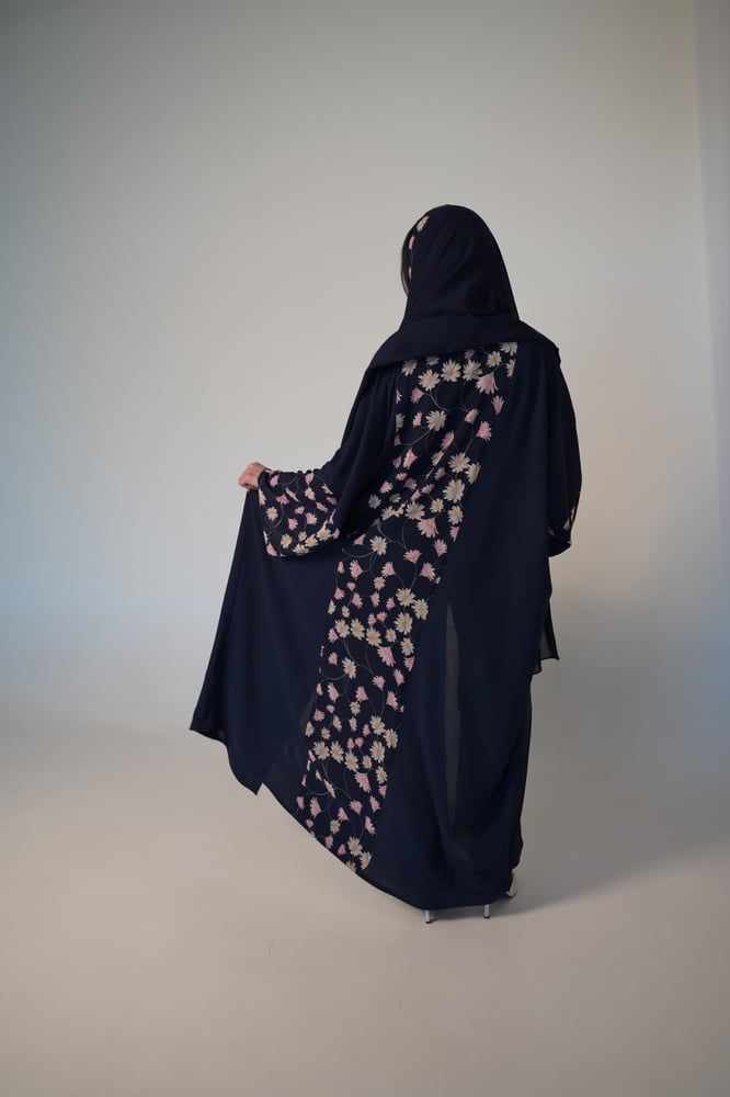 Aura 017