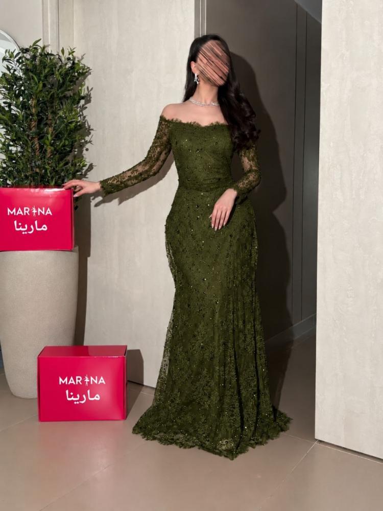 فستان ساتينيك (فستان زيتي دانتيل فرنسي مع الخرز)