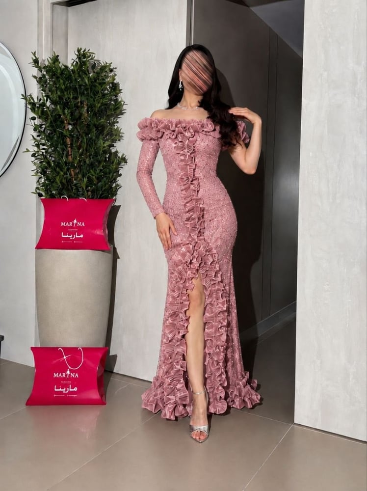 فستان امارا (فستان وردي كلفه شك سهره راقيه كركشه بوليسيه)