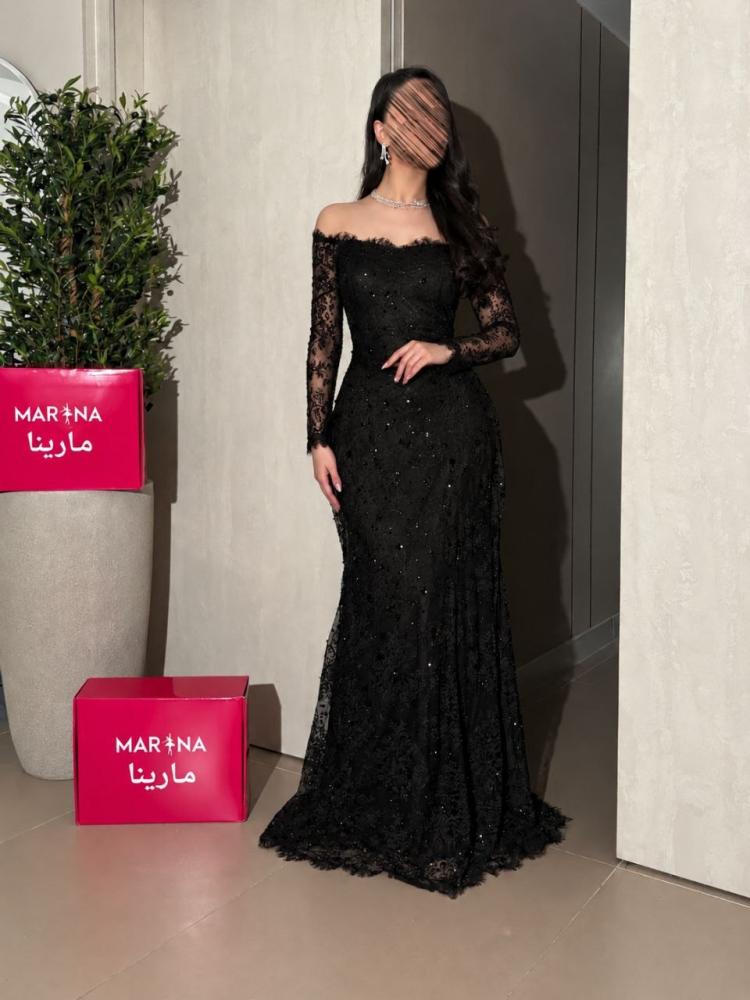 فستان ساتينيك (فستان اسود دانتيل فرنسي مع الخرز)