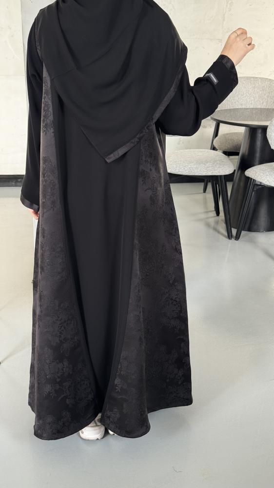 عباية جاكار