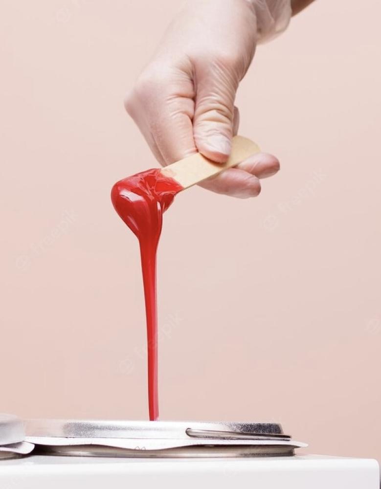 Wax heating device
