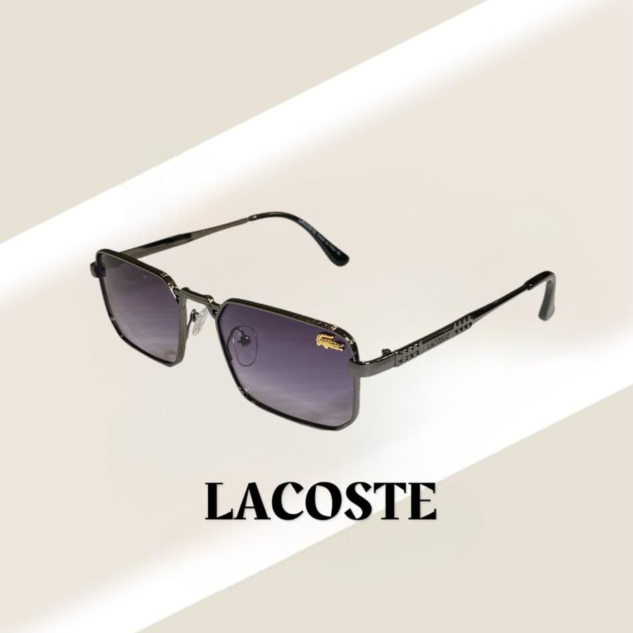 نظارة لاكوست  بعدسة مستطيلة باللون الاسود