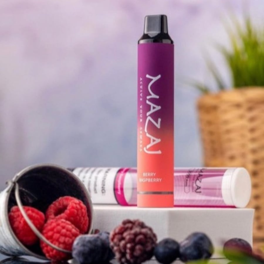 سحبة جاهزة مزاج تيتان 3000 موشة نكهة توت (قابله للشحن) Mazaj TITAN Berry Raspberry 3000 Puff disposable