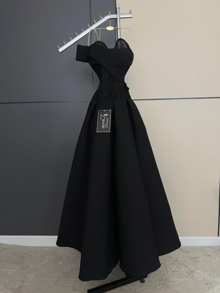 فستان اسود ملكي AF76789A