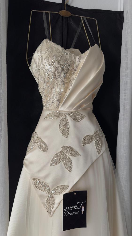 Aguwan dress