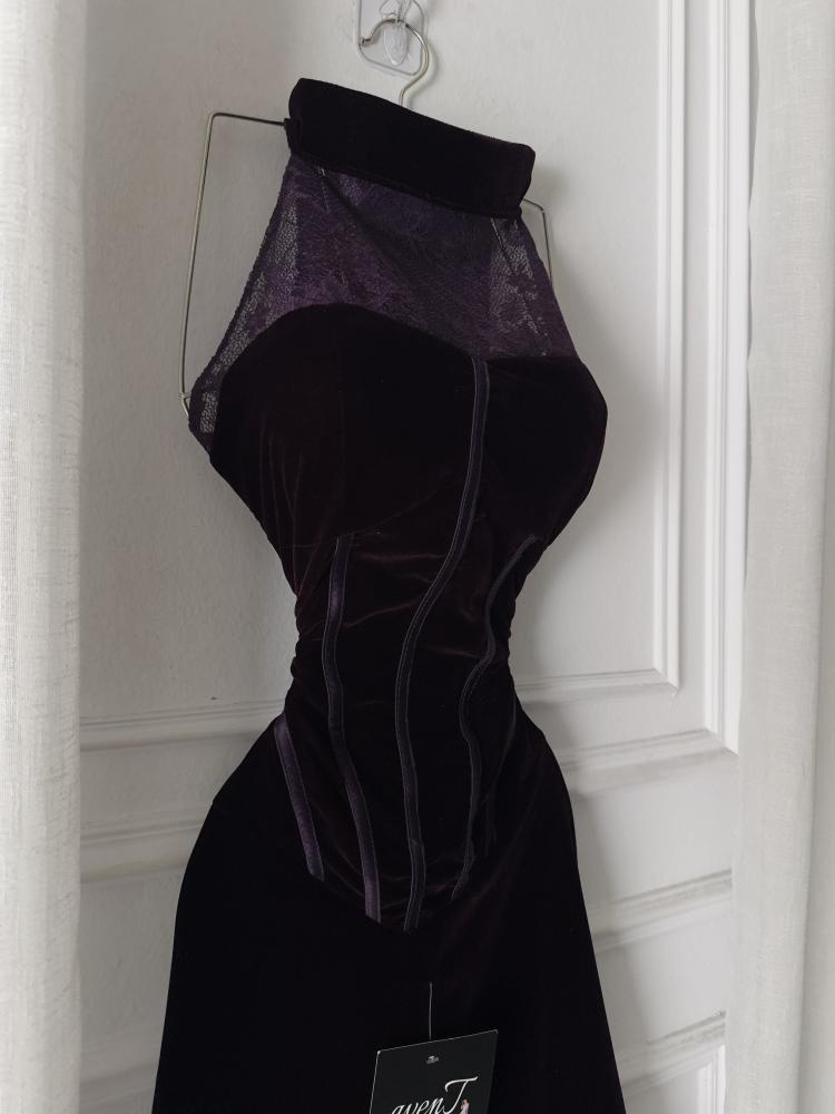 Dress A544