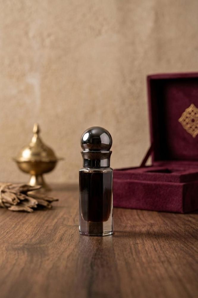 Natural Oud oil by Brushin