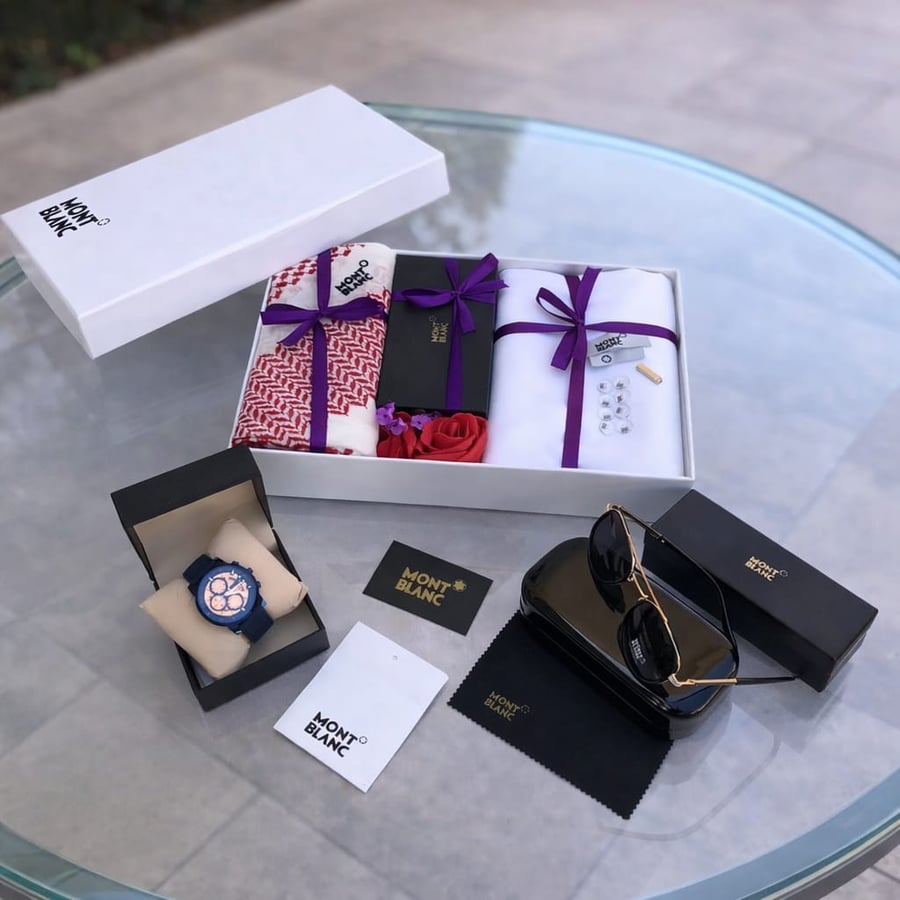 بكس رجالي MONT BLANC
