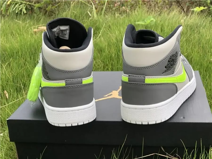 air jordan 1 mid neutral grey