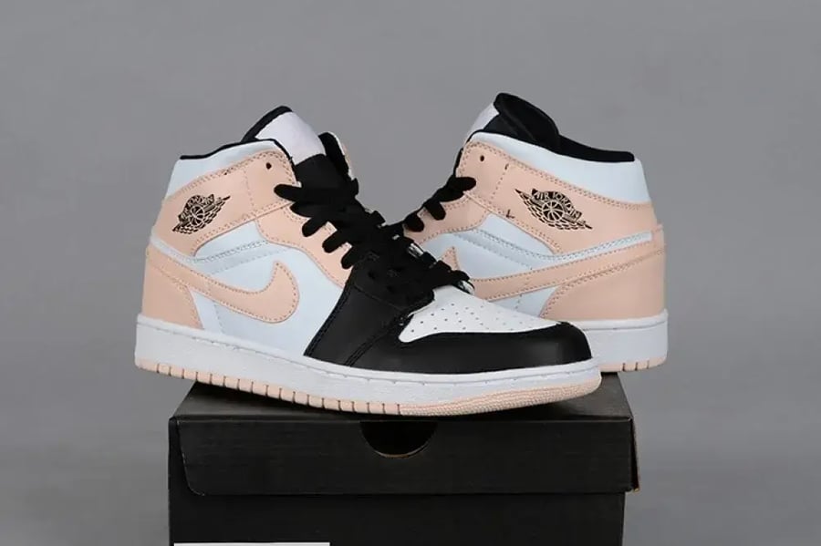 Air Jordan 1 Mid Crimson Tint