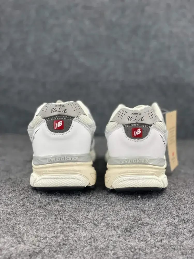 New Balance 990 v3 Retro Casual White