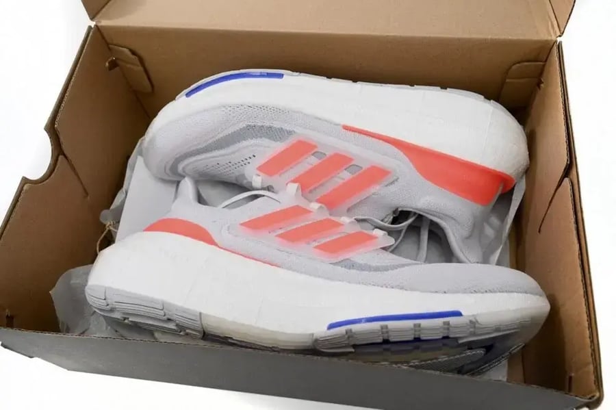 adidas Ultra Boost 23