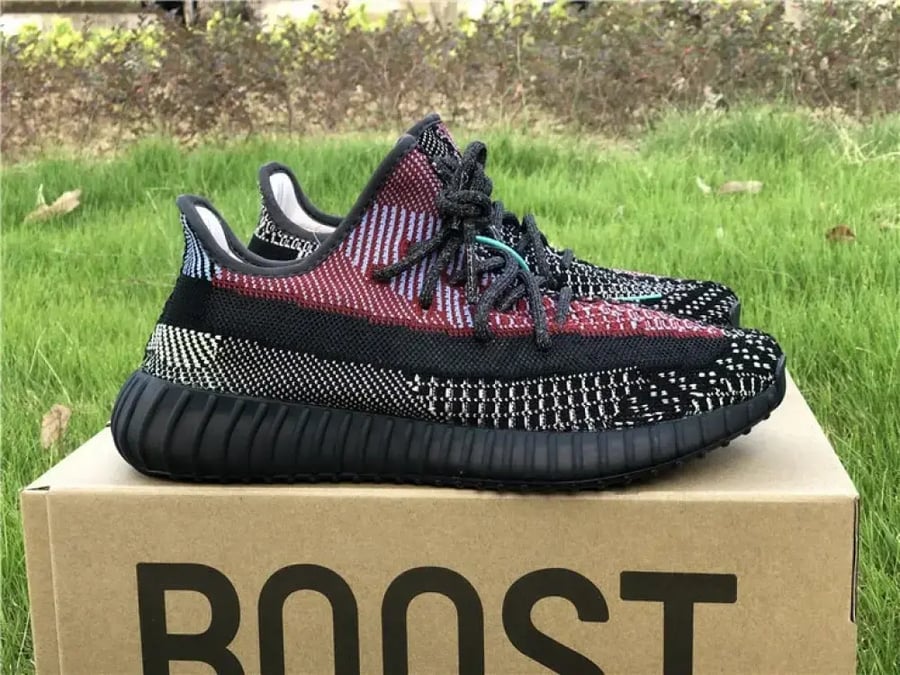 Yeezy Boost 350 V2 'Yecheil' (Non-Reflective) | حبال عاكسة