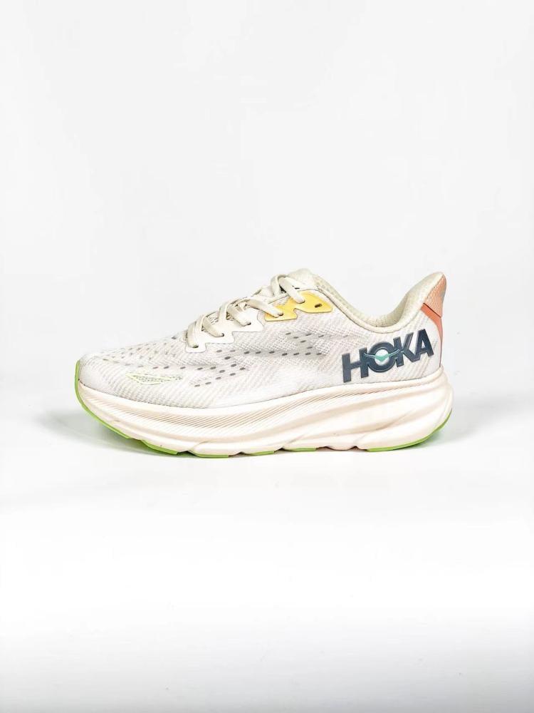 HOKA Clifton 10 - White/Cream