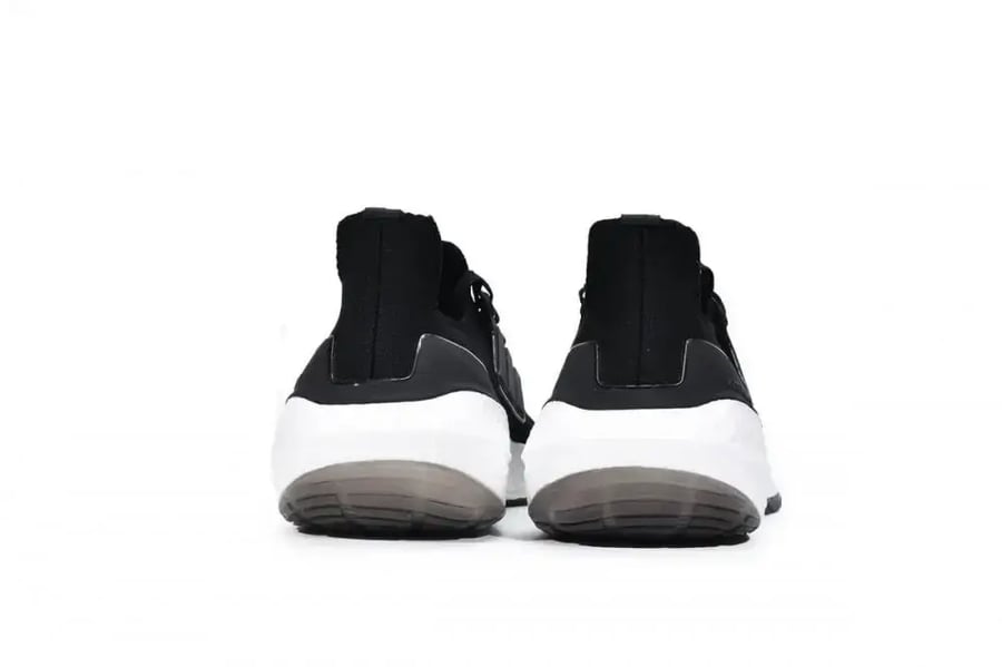 adidas Ultra Boost 2022 Black White