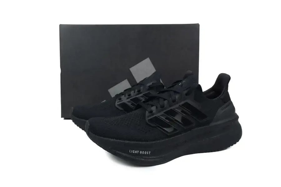 Adidas Ultraboost 5 'Triple Black'