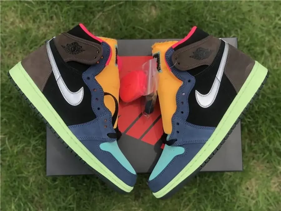 Air Jordan 1 RETRO HIGH OG "Bio Hack"