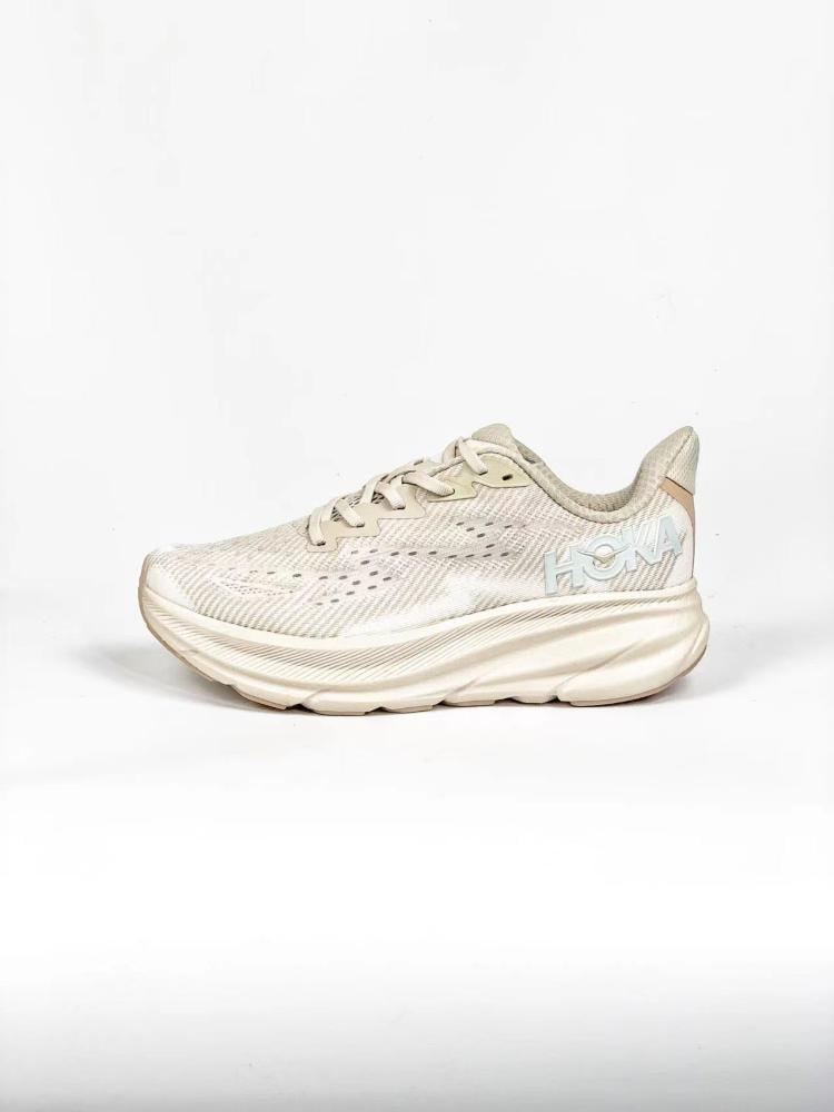 HOKA Clifton 10 - Beige/Cream