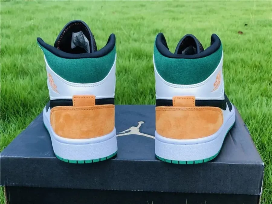 Air Jordan 1 Mid SE "Oakland"