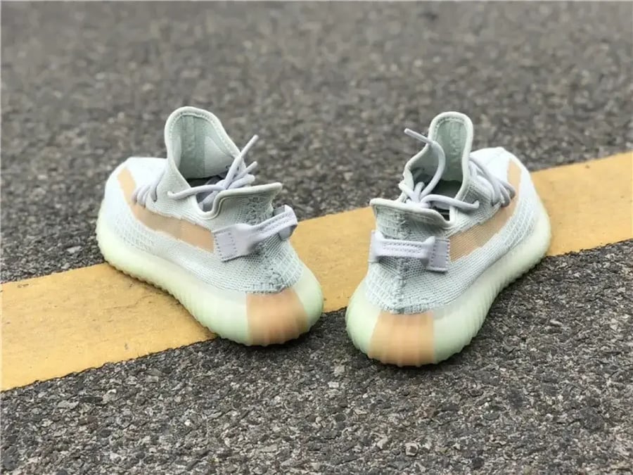 Yeezy Boost 350 V2 'Hyperspace'|هايبرسبيك