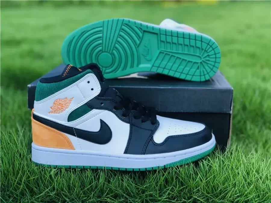 Air Jordan 1 Mid SE "Oakland"