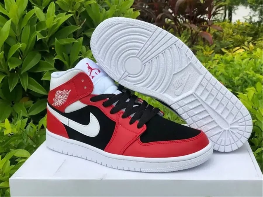 Air Jordan 1 MID "Gym Red / Black"