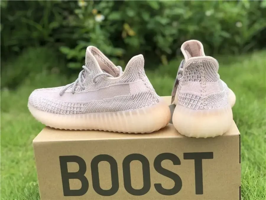 Yeezy Boost 350 V2 'Synth' | سينث عاكس