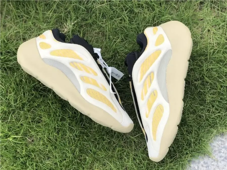 Yeezy Boost 700 V3 'Safflower' | سافلوار