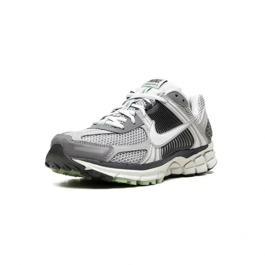 Nike VOMERO 5 "Cobblestone"