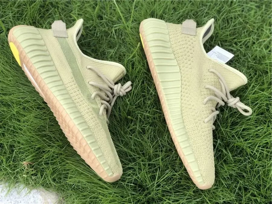 Yeezy Boost 350 V2 'Sulfur' | سولفور