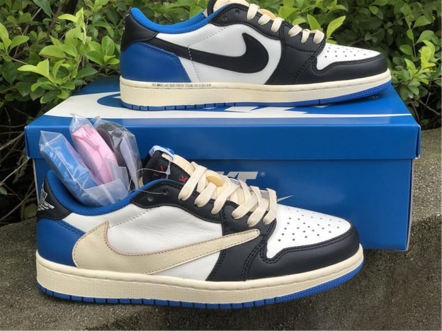 Air Jordan 1 Low SP "Travis Scott x Fragment"