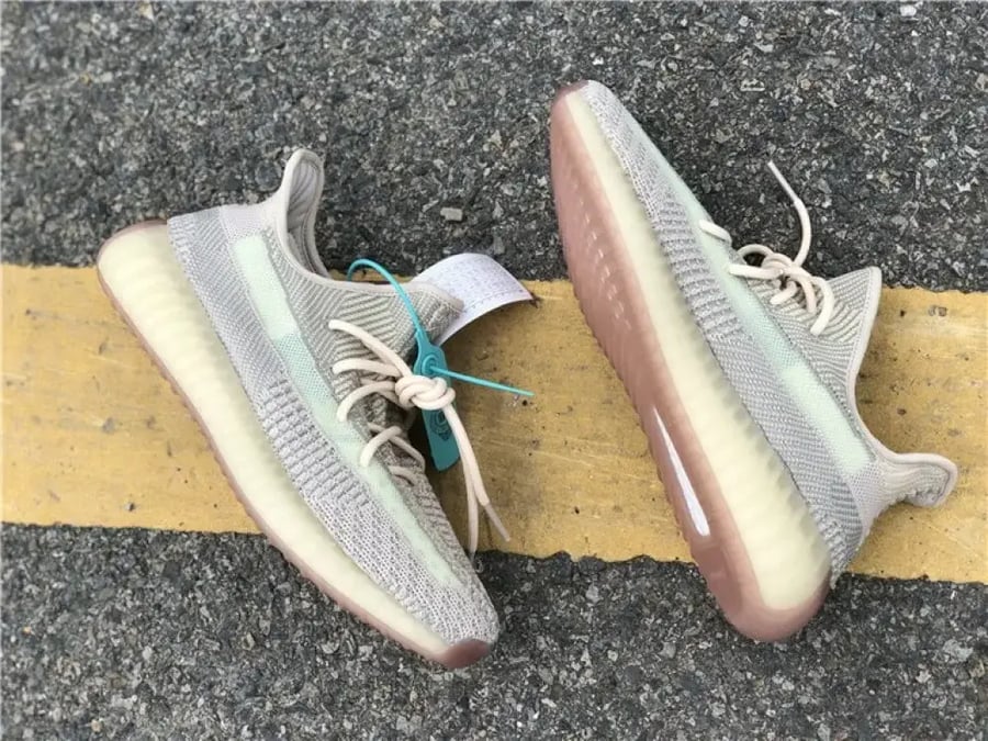 Yeezy Boost 350 V2 'Citrin' | سيترين